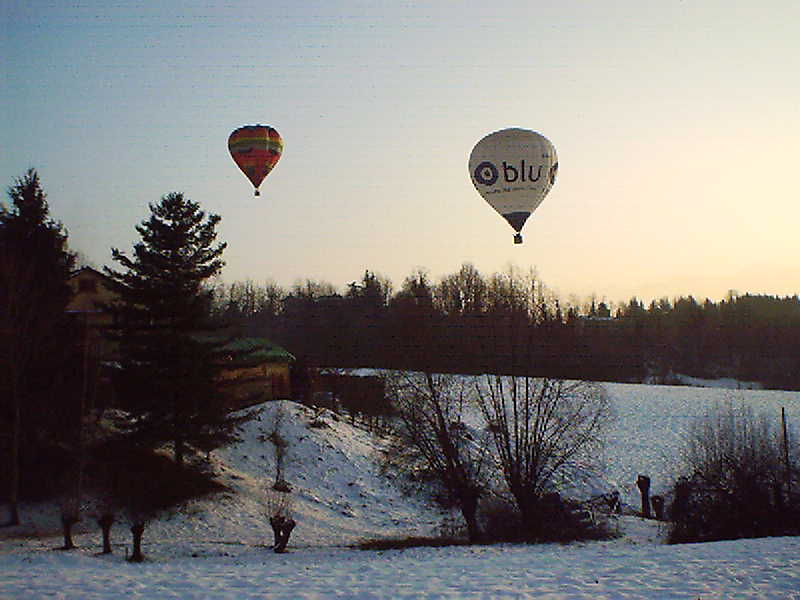 In volo sulle colline innevate del monregalese