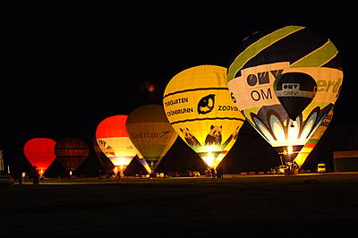 Hofkirchen, Austria: Campionati mondiali di volo in mongolfiera 2008 (Photocredit: ballon2008.com)
