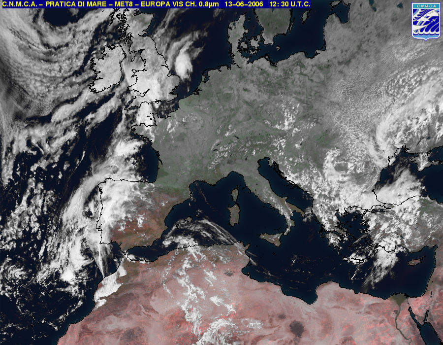 Formazioni nuvolose sull'Europa riprese dal satellite